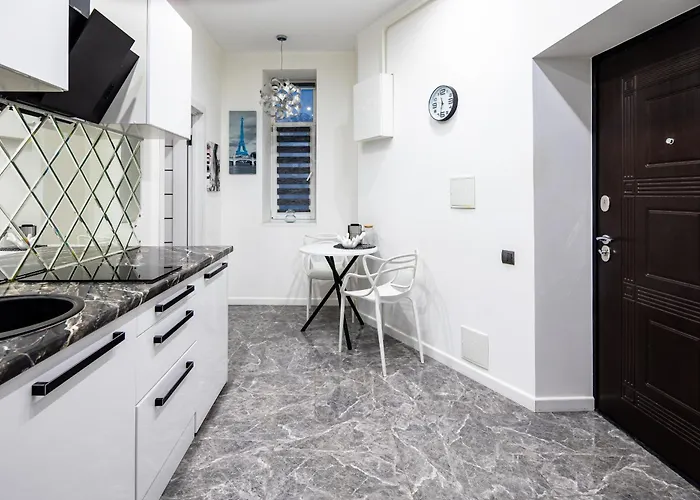 Romari городоцька 5 оперний театр Apartment *